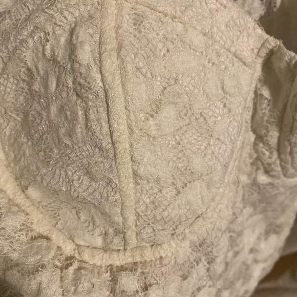 Lace bodice - Picture 3 of 4